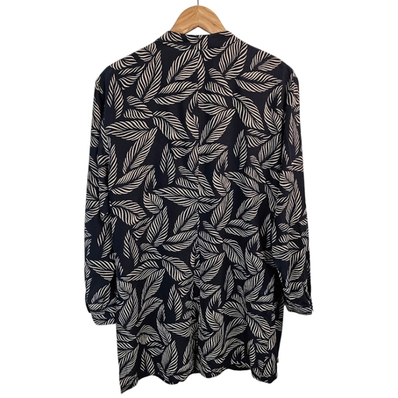 Jeannene Booher Silk Leaf Print Shirt Womens Sz 14 Black Button Up Split Hem - Picture 3 of 12
